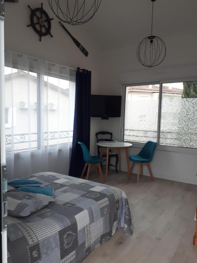 Joli Studio Entre La Mer Et La Ville Hyères Екстериор снимка